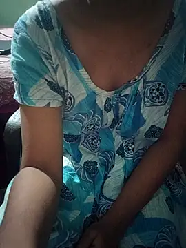 Snapshot of Ralisha_Rani chatting on 10-06-25, 10:07 Ralisha Rani online show from 10-06-25, 10:07