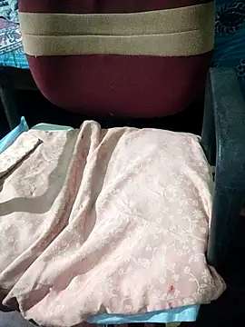 Snapshot of Ralisha_Rani chatting on 11-15-25, 02:13 Ralisha Rani online show from 11-15-25, 02:13