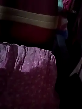 Snapshot of Ralisha_Rani chatting on 12-17-25, 08:48 Ralisha Rani online show from 12-17-25, 08:48