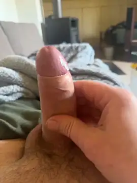 Snapshot of Andy-370 chatting on 03-01-26, 10:39 Andy-370 online show from 03-01-26, 10:39