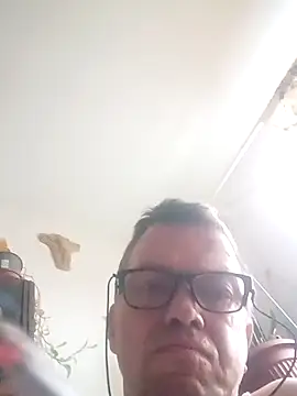 Snapshot of Bigpenis6y chatting on 02-19-26, 03:52 Bigpenis6y online show from 02-19-26, 03:52