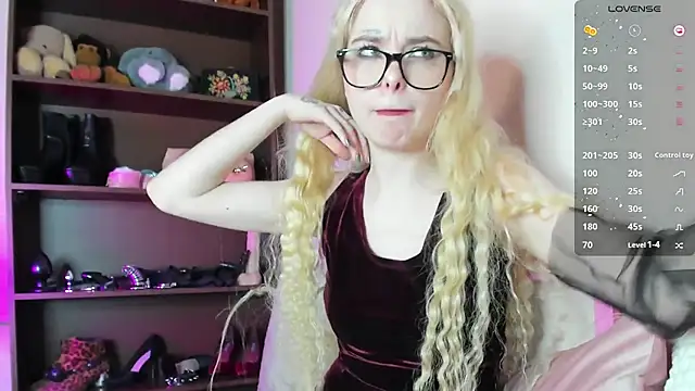 MisssLola online show from 02-11-25, 01:20