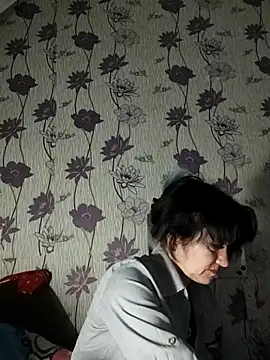 Snapshot of SweetLeila40 chatting on 03-06-25, 07:21 SweetLeila40 online show from 03-06-25, 07:21