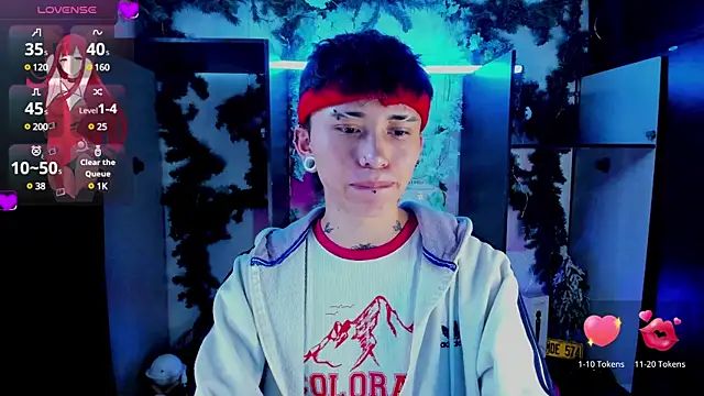 juniior 2311  online show from 02-26-25, 09:16