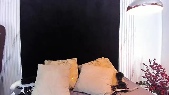 Snapshot of melaniecooperr chatting on 01-24-25, 09:26 melaniecooperr online show from 01-24-25, 09:26