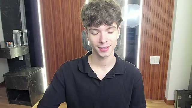 Snapshot of calvin_love_you chatting on 03-31-26, 05:13 calvin love you online show from 03-31-26, 05:13