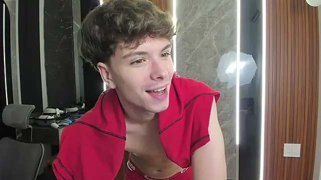 Snapshot of calvin_love_you chatting on 07-04-26, 03:07 calvin love you online show from 07-04-26, 03:07