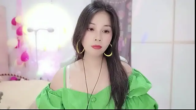 HK angelchloe online show from 02-27-25, 11:10