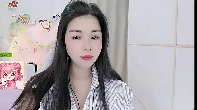 HK angelchloe online show from 06-12-26, 01:04
