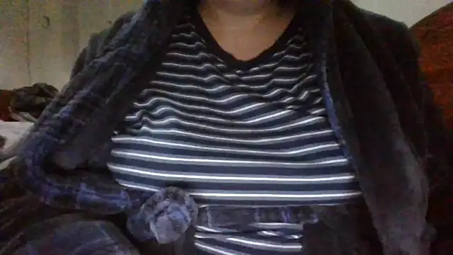 Snapshot of maria38xxx chatting on 12-10-24, 09:54 maria38xxx online show from 12-10-24, 09:54