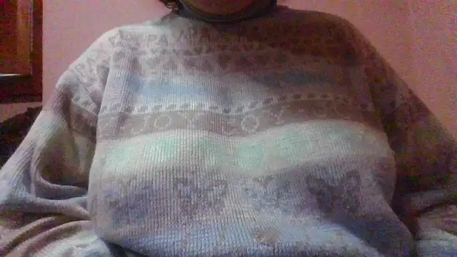Snapshot of maria38xxx chatting on 12-28-24, 10:14 maria38xxx online show from 12-28-24, 10:14
