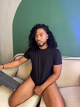 Snapshot of noah_jones__ chatting on 02-12-26, 05:19 noah jones online show from 02-12-26, 05:19