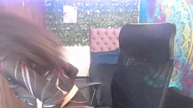Snapshot of BurningVenus12 chatting on 10-02-25, 03:46 BurningVenus12 online show from 10-02-25, 03:46