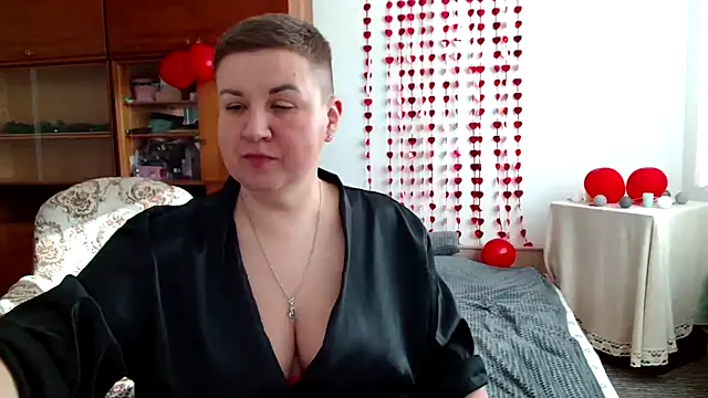 Snapshot of Annet1912 chatting on 02-19-25, 01:17 Annet1912 online show from 02-19-25, 01:17