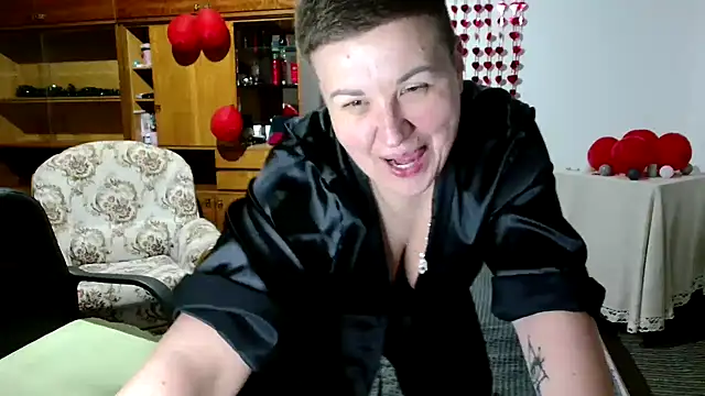 Snapshot of Annet1912 chatting on 02-26-25, 07:05 Annet1912 online show from 02-26-25, 07:05
