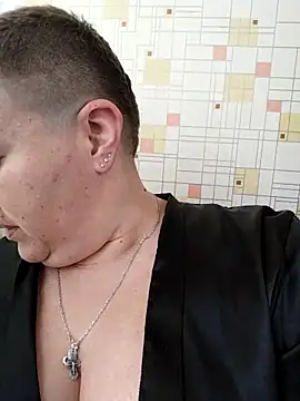 Snapshot of Annet1912 chatting on 11-25-25, 10:04 Annet1912 online show from 11-25-25, 10:04