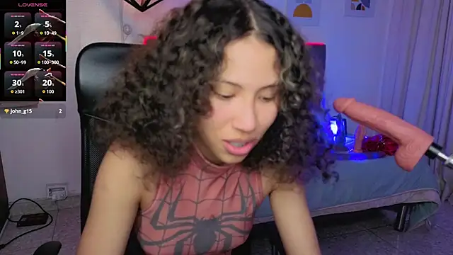 Snapshot of avans_15 chatting on 01-08-26, 01:52 avans 15 online show from 01-08-26, 01:52