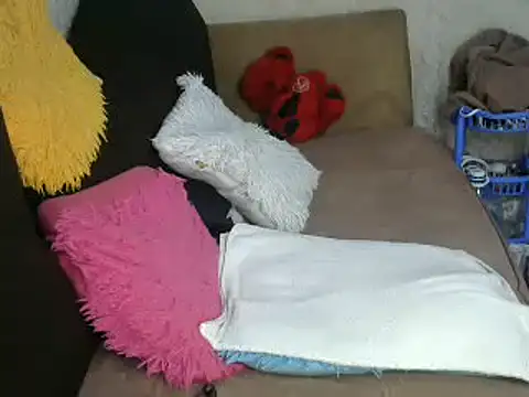 Snapshot of Soft_gal12 chatting on 03-10-25, 11:53 Soft gal12 online show from 03-10-25, 11:53