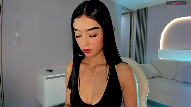 millieskinny  online show from 10-14-25, 11:05