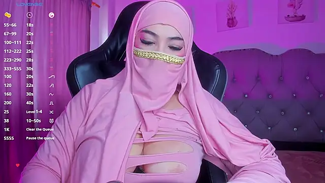 Tahiraa  online show from 01-31-25, 01:12