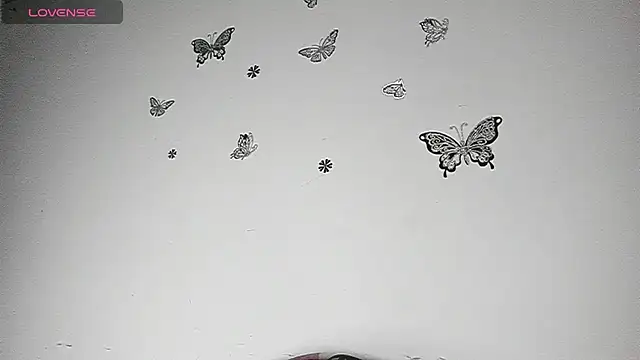 Snapshot of Sophie_sweett19 chatting on 01-07-25, 01:17 Sophie sweett19 online show from 01-07-25, 01:17