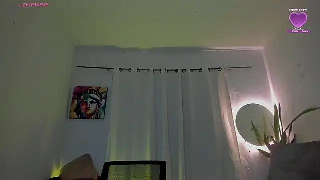 Snapshot of Sophie_sweett19 chatting on 02-24-26, 01:25 Sophie sweett19 online show from 02-24-26, 01:25