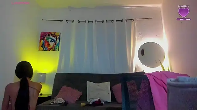 Snapshot of Sophie_sweett19 chatting on 02-28-26, 04:46 Sophie sweett19 online show from 02-28-26, 04:46