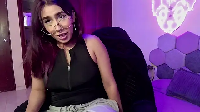 Horny tgn online show from 03-18-25, 05:42