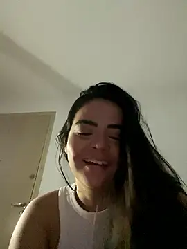 Snapshot of rebeccaareys chatting on 12-05-24, 10:01 rebeccaareys online show from 12-05-24, 10:01