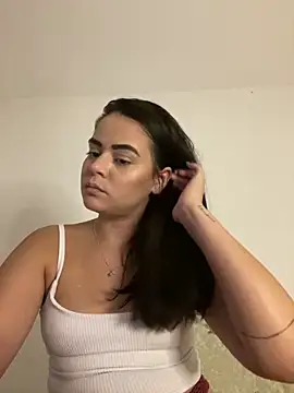 Snapshot of rebeccaareys chatting on 12-14-24, 10:18 rebeccaareys online show from 12-14-24, 10:18