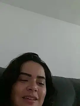 Snapshot of rebeccaareys chatting on 01-17-25, 01:36 rebeccaareys online show from 01-17-25, 01:36