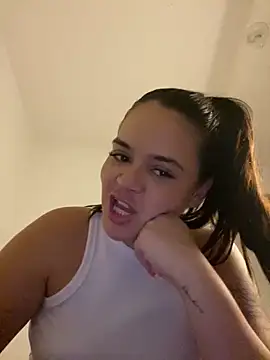 Snapshot of rebeccaareys chatting on 03-02-25, 12:09 rebeccaareys online show from 03-02-25, 12:09