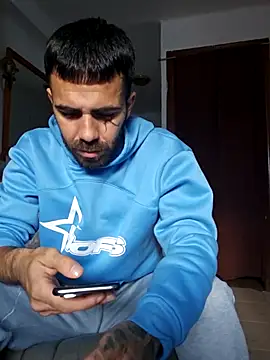 Snapshot of charlye_inkkkk chatting on 03-08-25, 05:33 charlye inkkkk online show from 03-08-25, 05:33