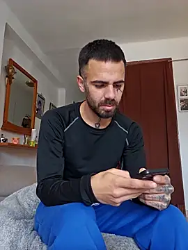 Snapshot of charlye_inkkkk chatting on 03-15-25, 01:40 charlye inkkkk online show from 03-15-25, 01:40