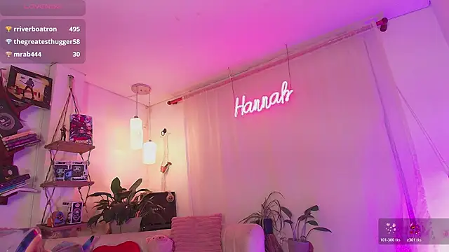 HANNAH LOVEE online show from 07-07-26, 06:47