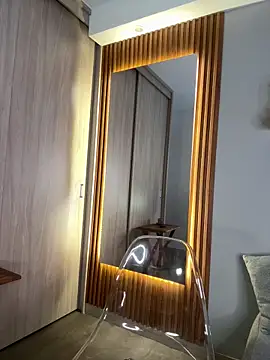 FridaKlein online show from 12-28-24, 12:36