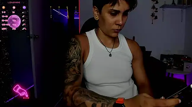 ZhoeStrong online show from 12-19-24, 12:02