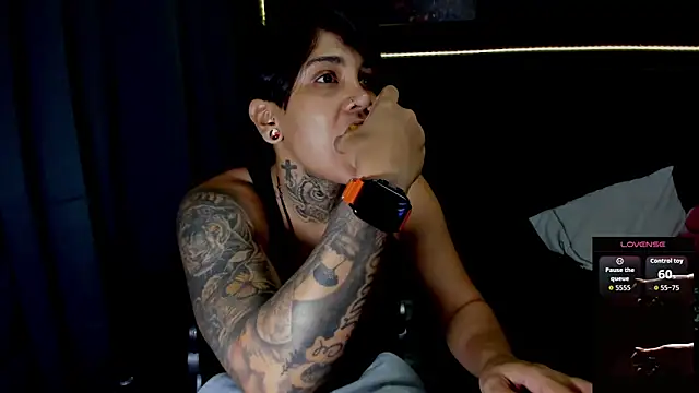 ZhoeStrong online show from 11-13-25, 09:25