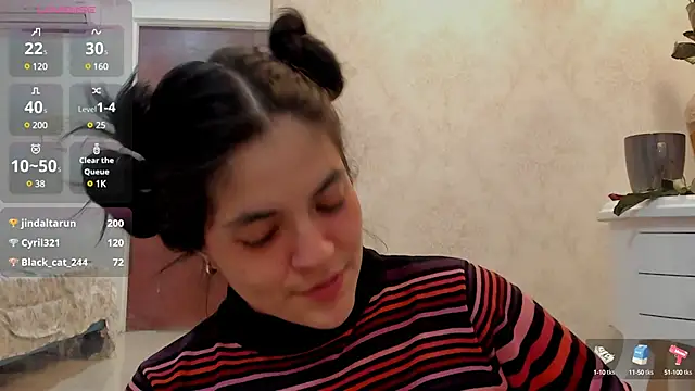 Snapshot of sofiaclauss chatting on 02-19-25, 10:45 sofiaclauss online show from 02-19-25, 10:45
