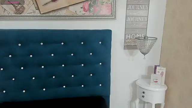 Snapshot of sofiaclauss chatting on 02-21-25, 05:02 sofiaclauss online show from 02-21-25, 05:02