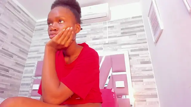 Snapshot of ebony_march chatting on 02-11-25, 09:35 ebony march online show from 02-11-25, 09:35