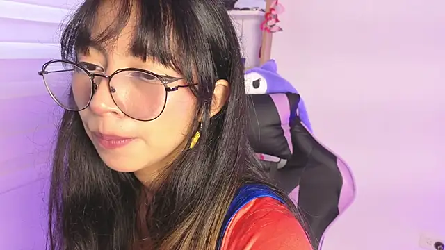 Snapshot of Yommi_Winx chatting on 11-13-25, 07:57 Yommi Winx online show from 11-13-25, 07:57