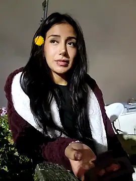 Snapshot of Lau1127 chatting on 11-26-25, 02:45 Lau1127 online show from 11-26-25, 02:45