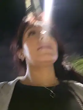 Snapshot of Lau1127 chatting on 11-28-25, 01:08 Lau1127 online show from 11-28-25, 01:08