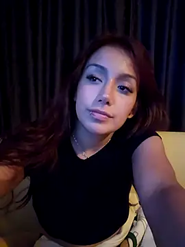 Snapshot of Lau1127 chatting on 12-16-25, 03:33 Lau1127 online show from 12-16-25, 03:33