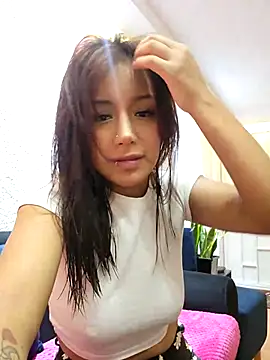 Snapshot of Lau1127 chatting on 02-23-26, 01:30 Lau1127 online show from 02-23-26, 01:30