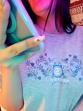 Snapshot of im_here- chatting on 02-08-25, 08:10 im here- online show from 02-08-25, 08:10