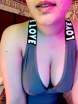 Snapshot of im_here- chatting on 02-09-25, 06:26 im here- online show from 02-09-25, 06:26