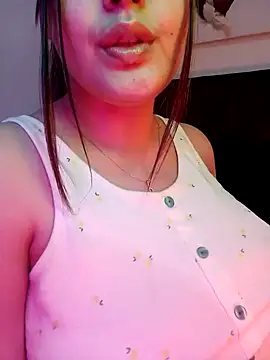 Snapshot of im_here- chatting on 12-18-25, 06:25 im here- online show from 12-18-25, 06:25