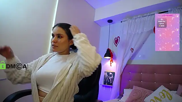 natasha  jackson online show from 03-01-25, 01:07